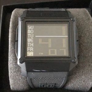 Kr3w watch